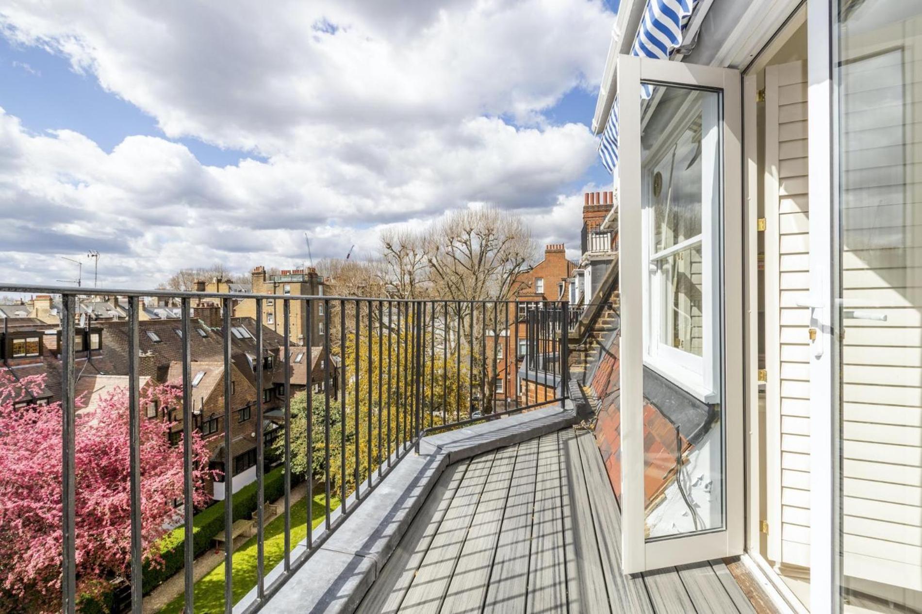 The Baby's Breath 2 Bedroom With Patio In Chelsea Appartement